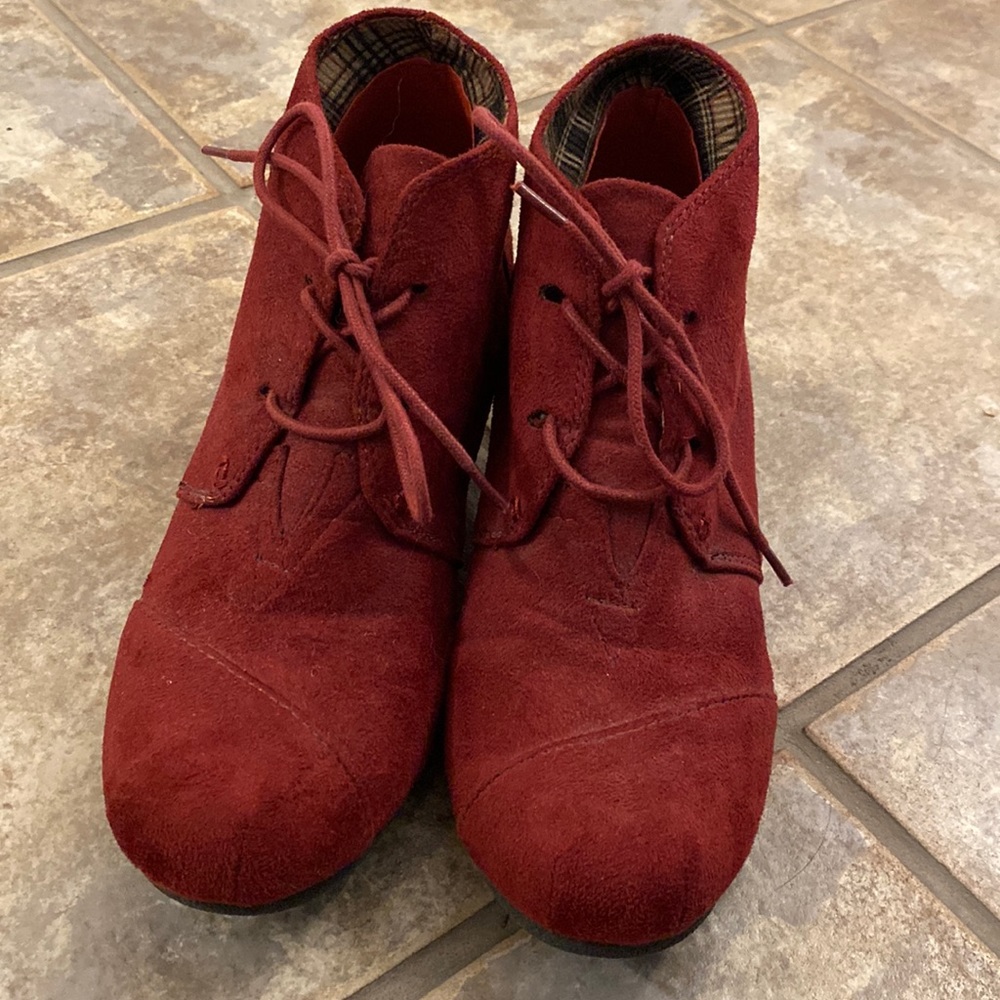 Maroon Wedge Booties size 8.5